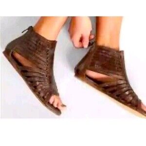 Roan Womens Pearl Brown Solid Flat Gladiators Sandals size 8.5 Leather Strappy